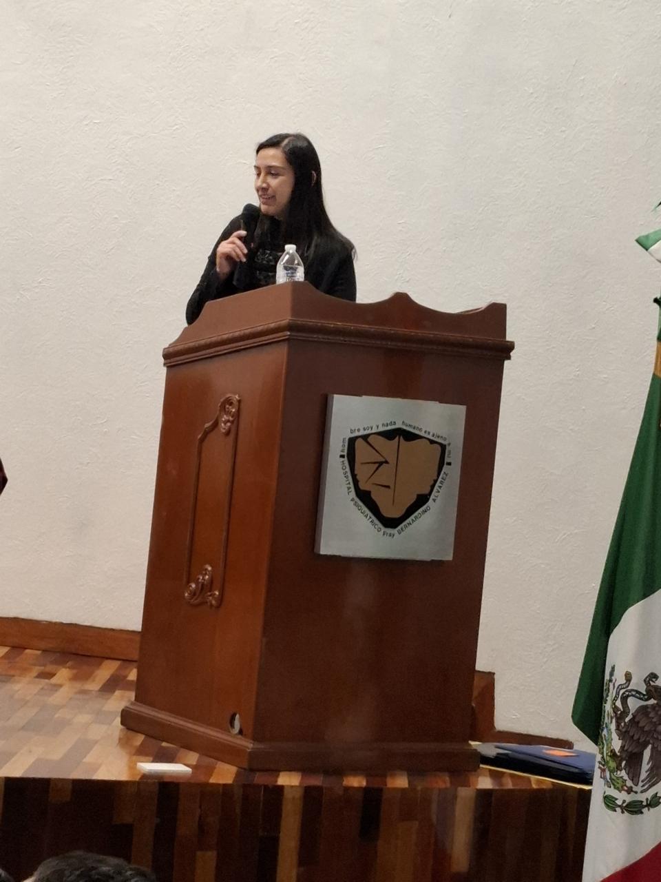 Dra. Bani González en conferencia académica